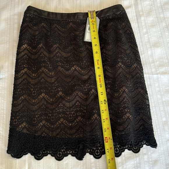 NWT Guess Lace Overlay Pencil black mini Skirt sz 2 XS - Picture 8 of 8